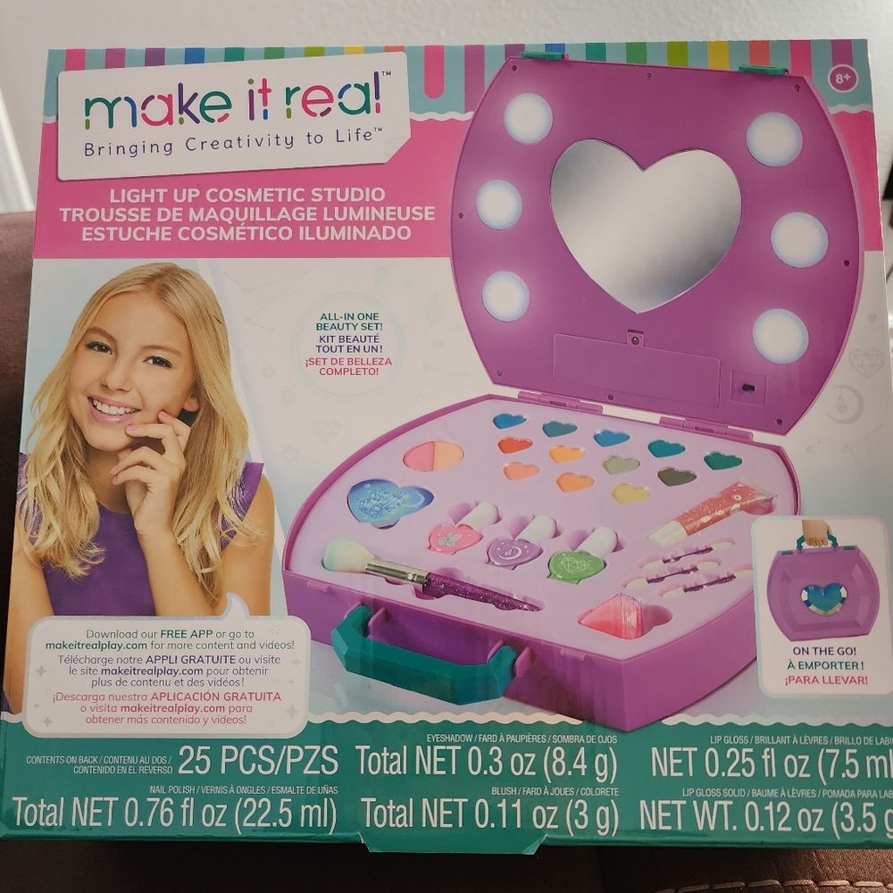 Make it Real Light Up Studio